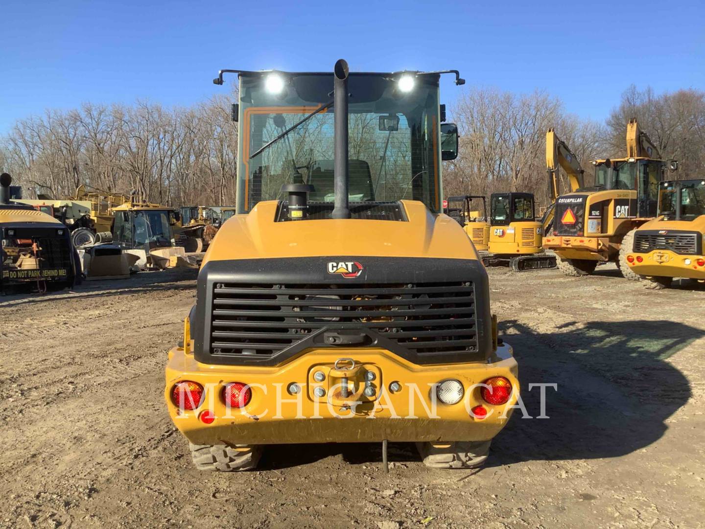 2021 Caterpillar 906M A Wheel Loader