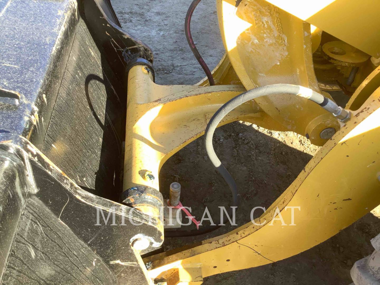 2021 Caterpillar 906M A Wheel Loader