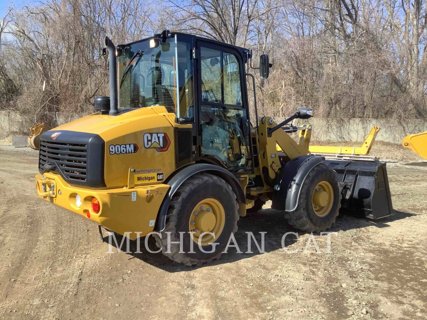 2021 Caterpillar 906M A Wheel Loader