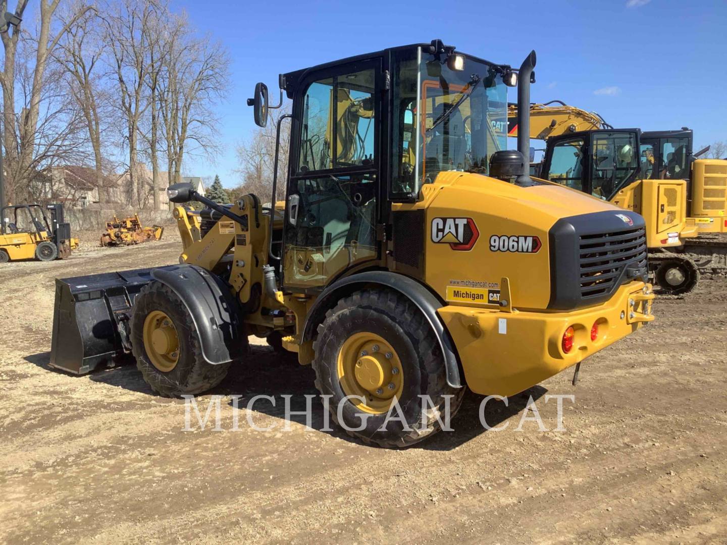 2021 Caterpillar 906M A Wheel Loader