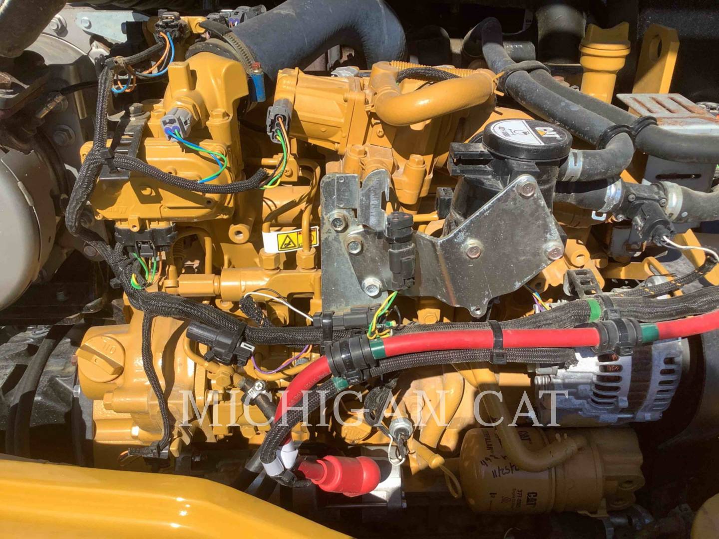 2021 Caterpillar 906M A Wheel Loader