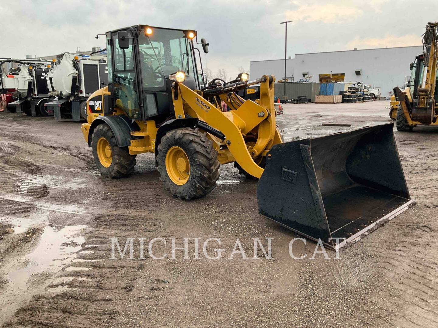 2020 Caterpillar 908M AR Wheel Loader