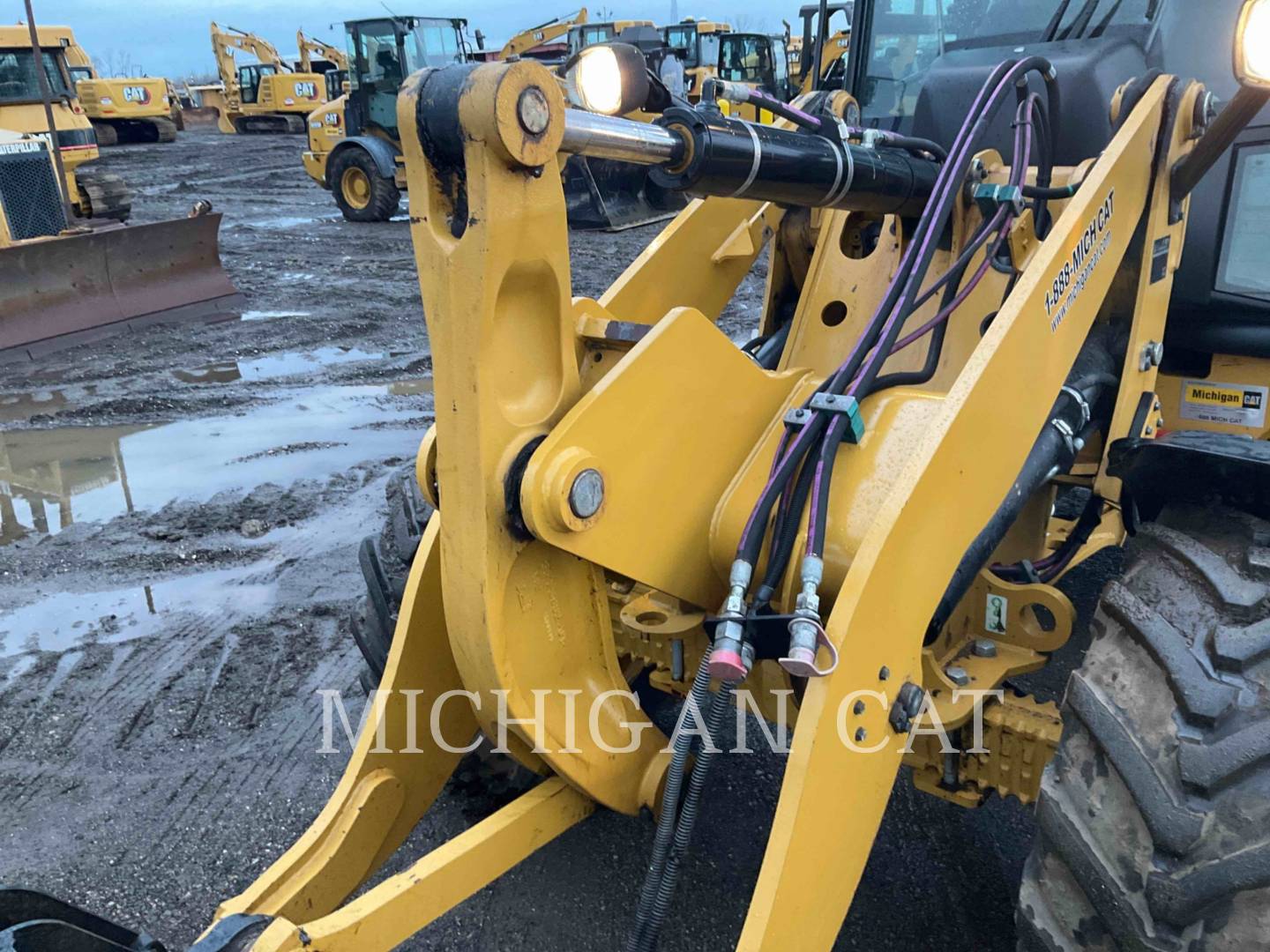 2020 Caterpillar 908M AR Wheel Loader