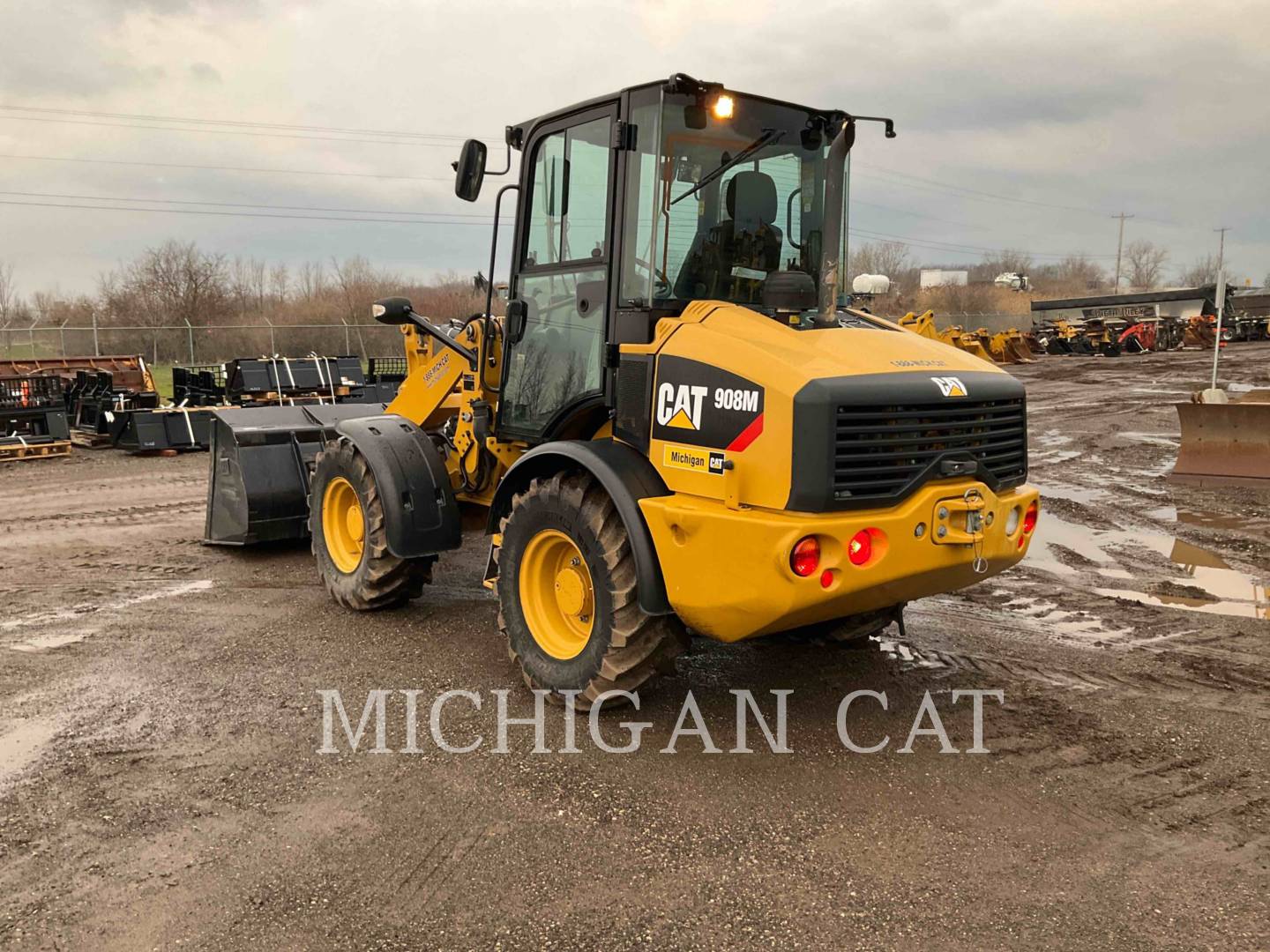 2020 Caterpillar 908M AR Wheel Loader