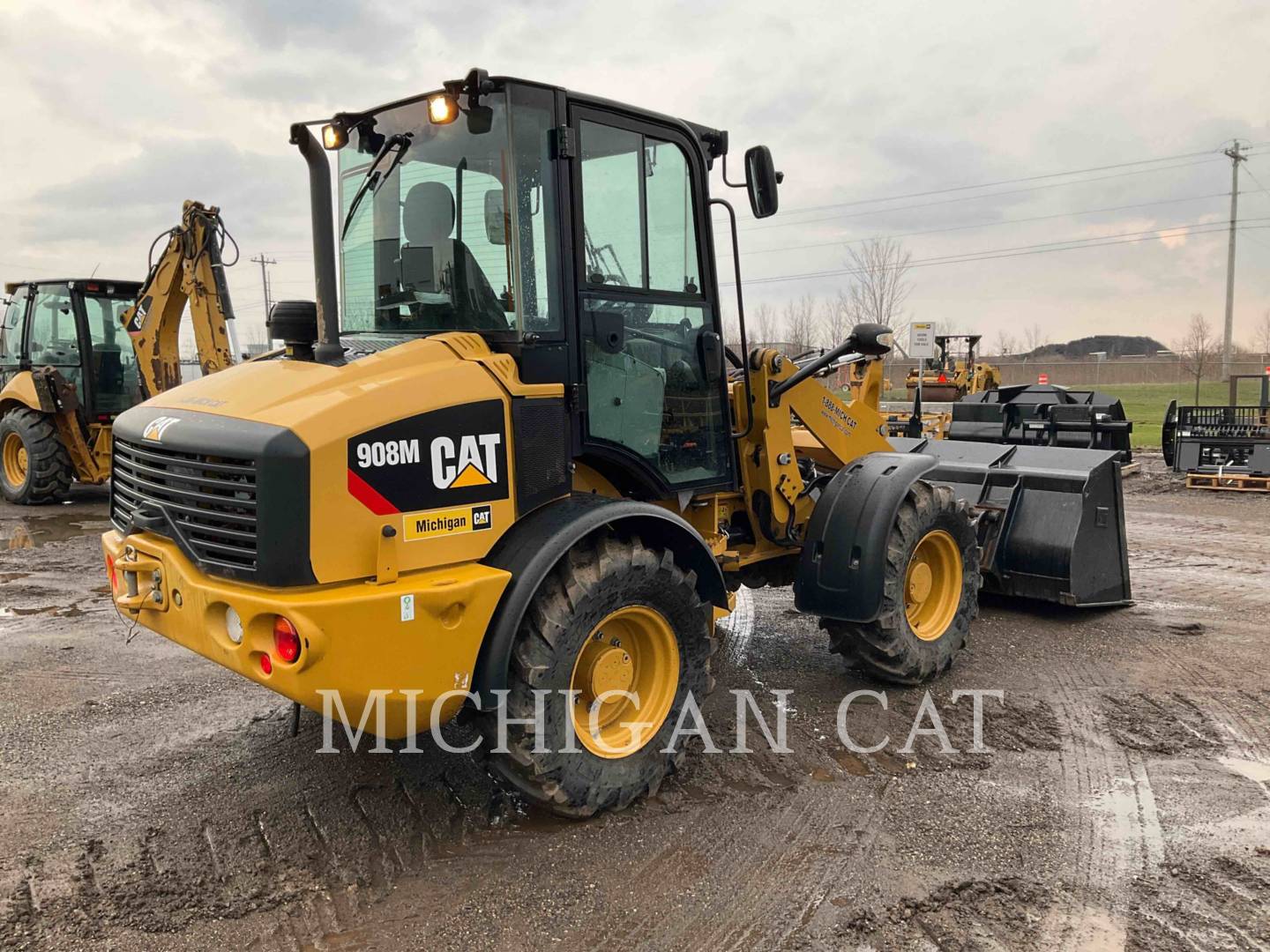 2020 Caterpillar 908M AR Wheel Loader