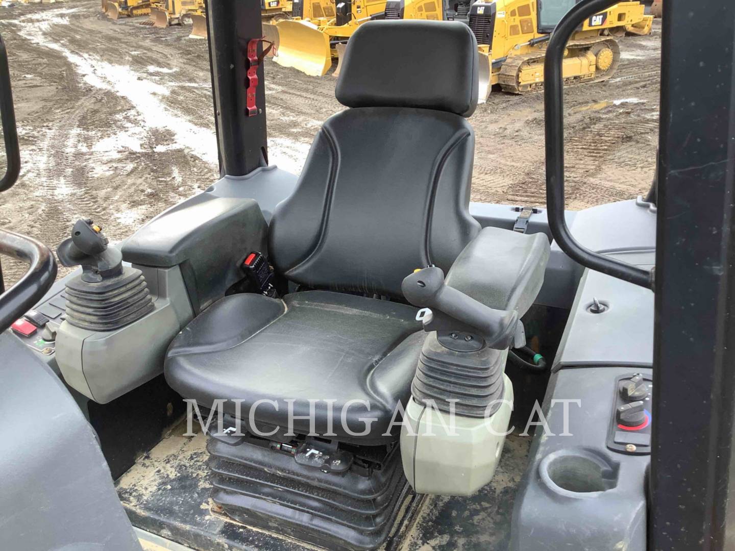 2015 Caterpillar D4K2L Dozer
