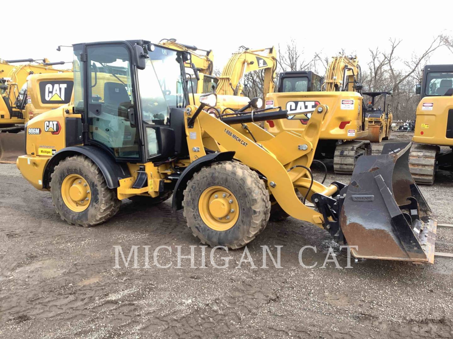 2021 Caterpillar 906M A Wheel Loader