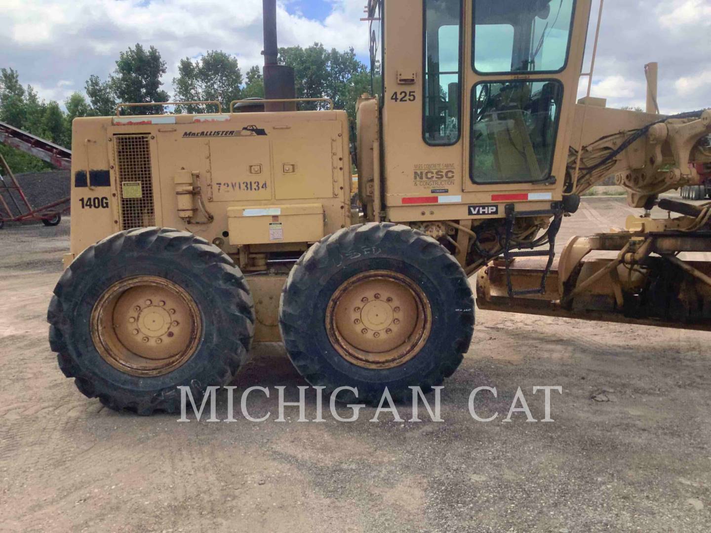 1990 Caterpillar 140G Grader - Road