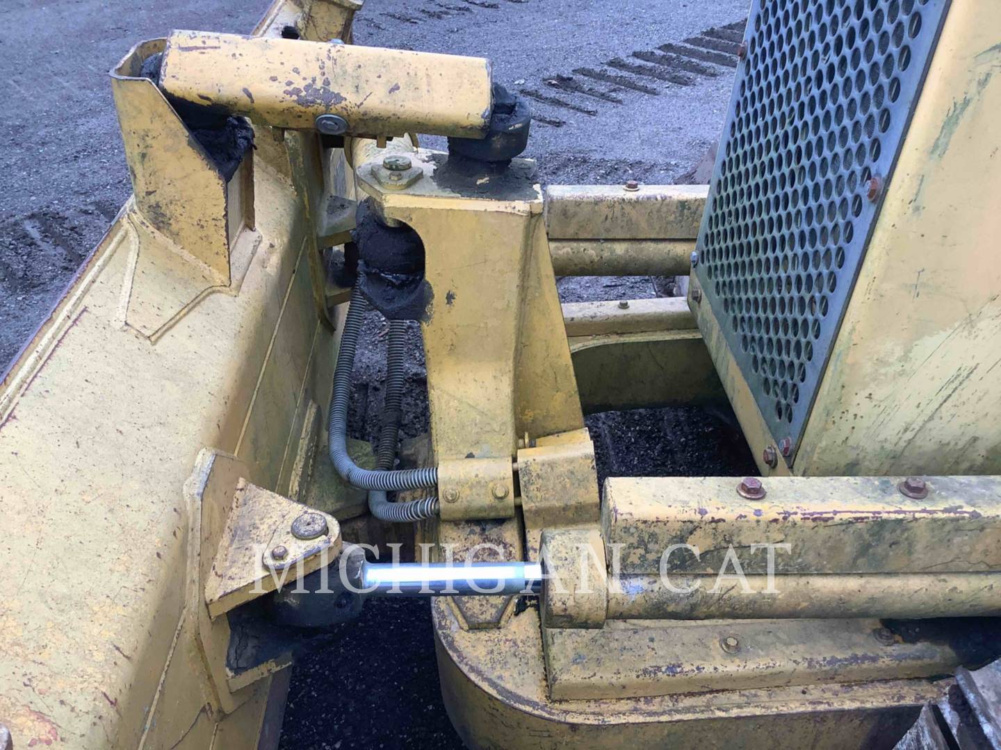 1999 Caterpillar D3CX HST Dozer