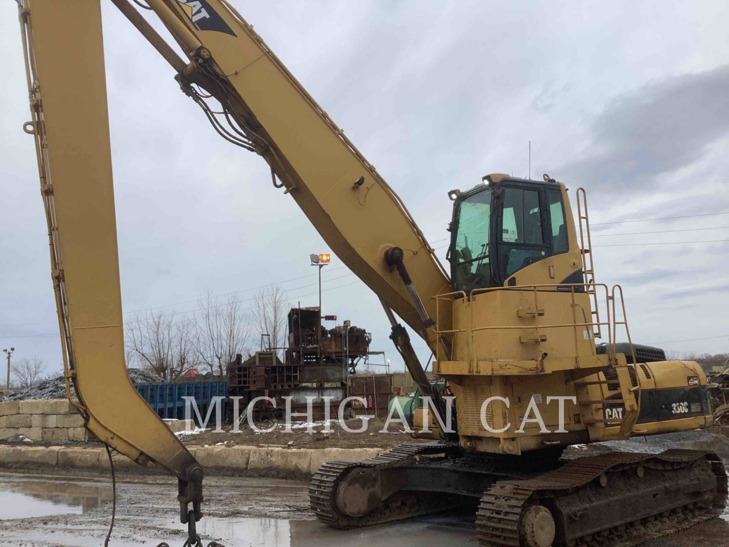 2005 Caterpillar 330CL MH Excavator