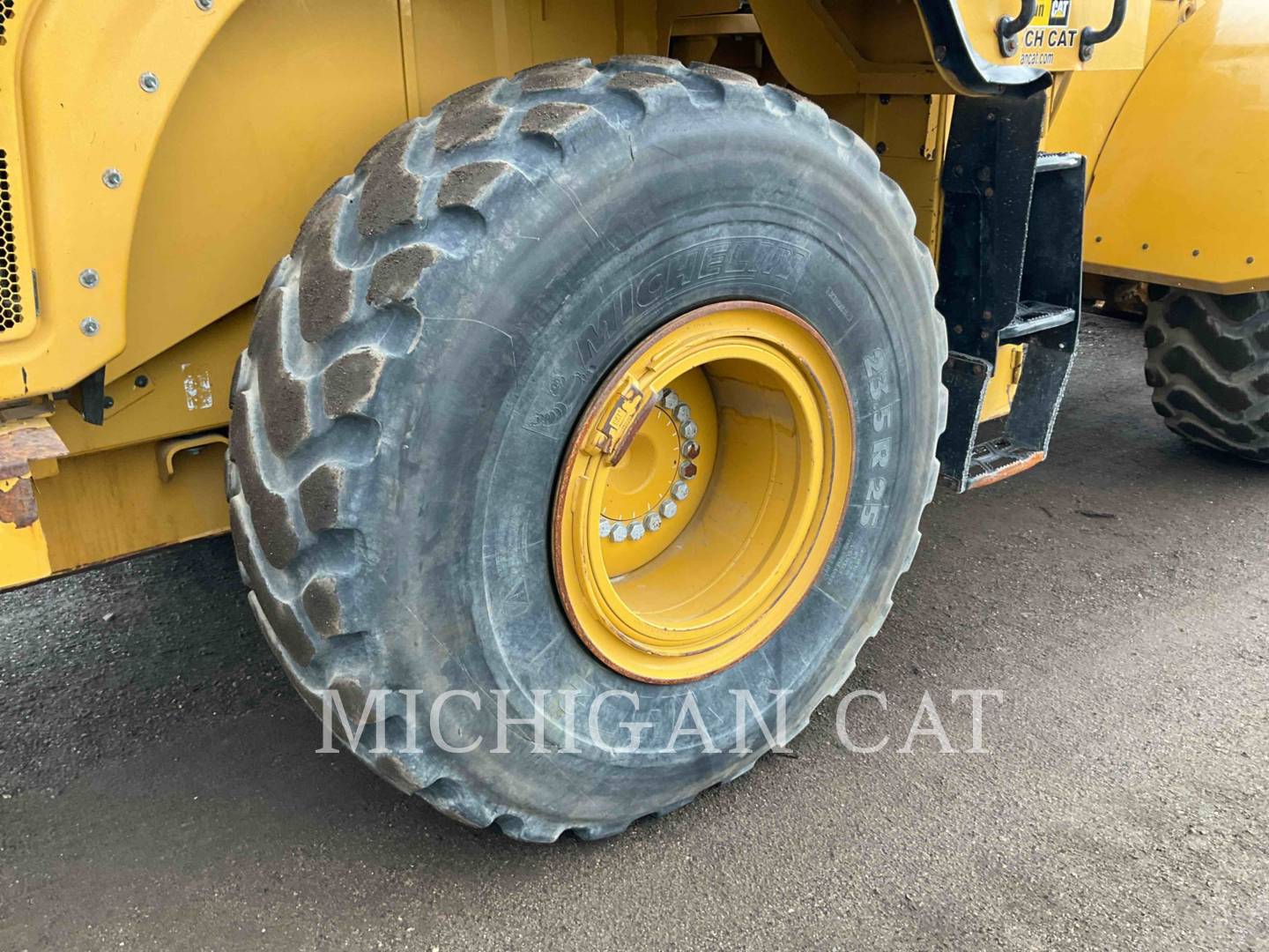 2018 Caterpillar 950M Wheel Loader