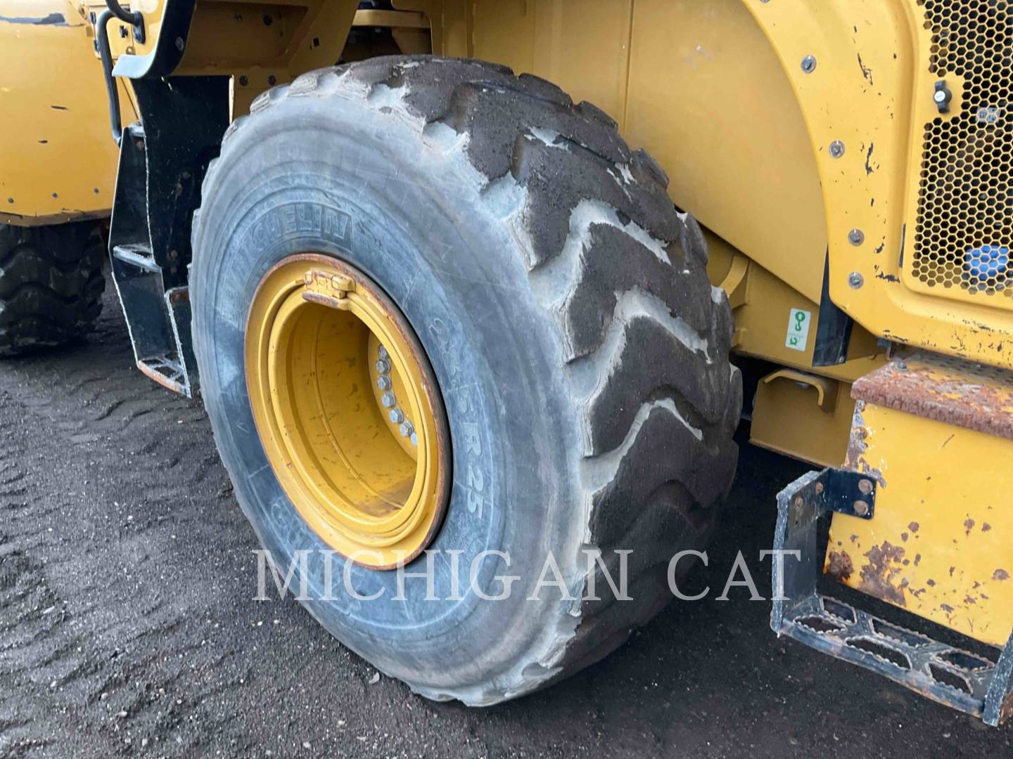 2018 Caterpillar 950M Wheel Loader