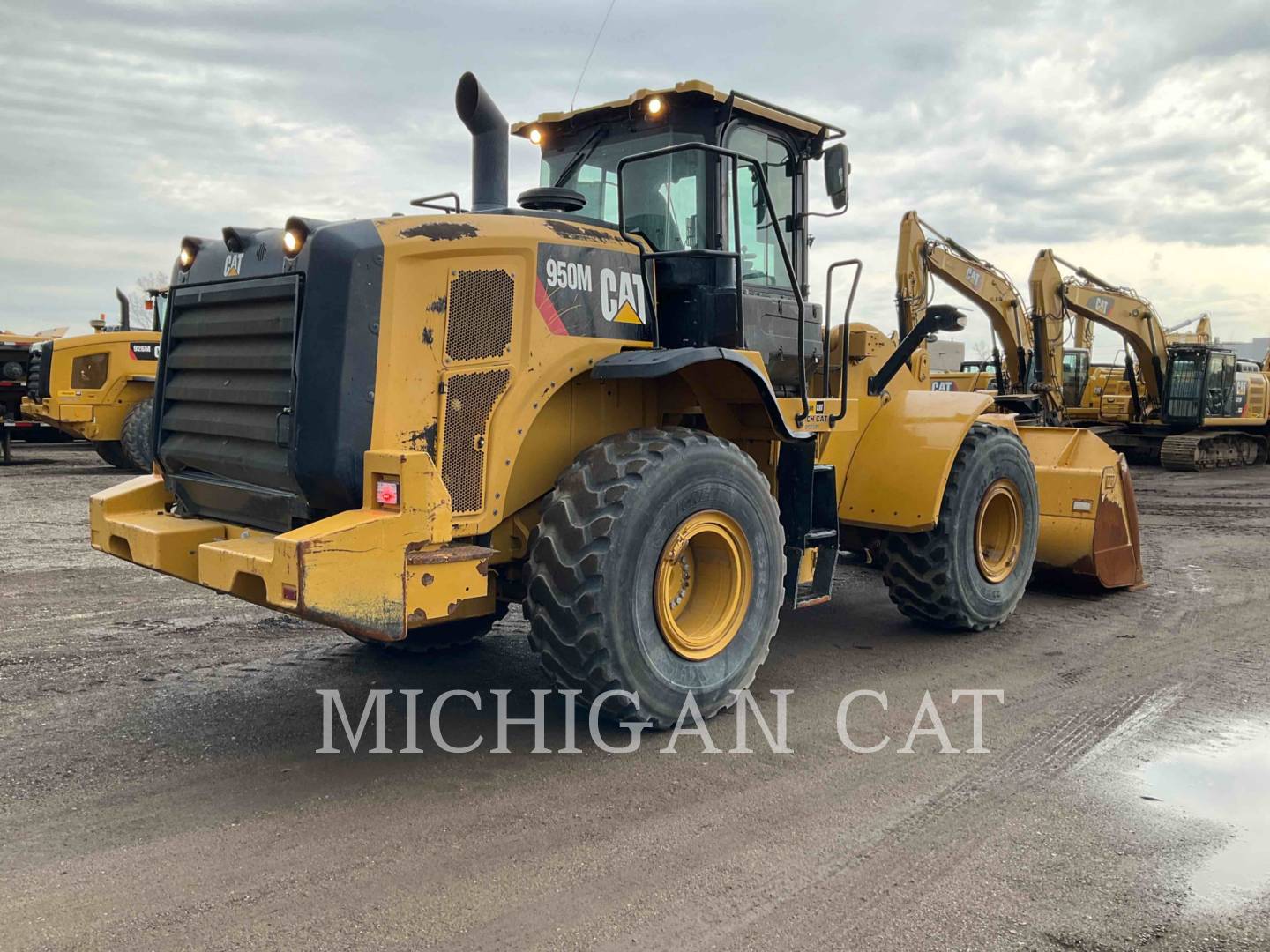 2018 Caterpillar 950M Wheel Loader