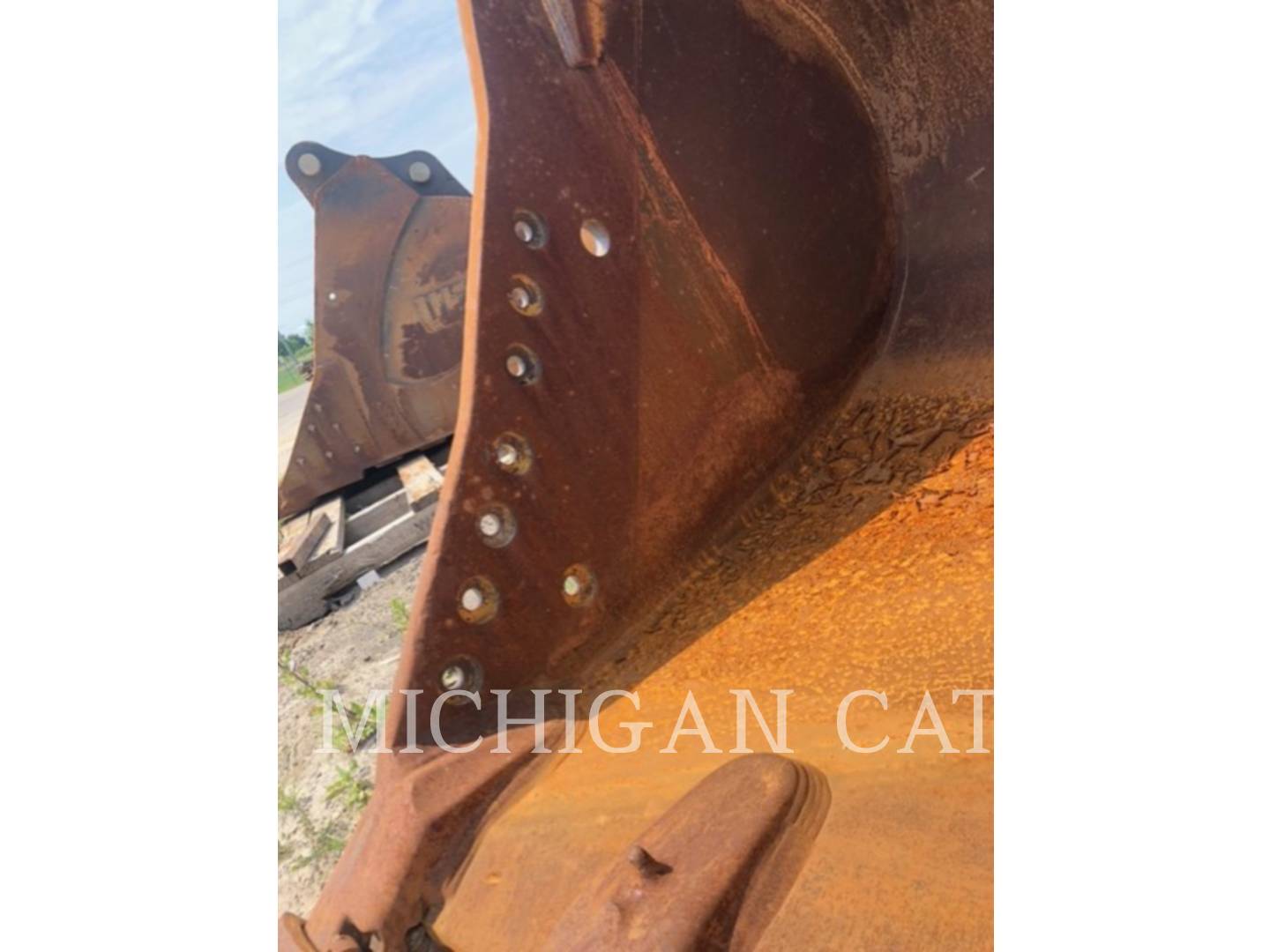 2016 Caterpillar TB 42" SDRBKT Bucket