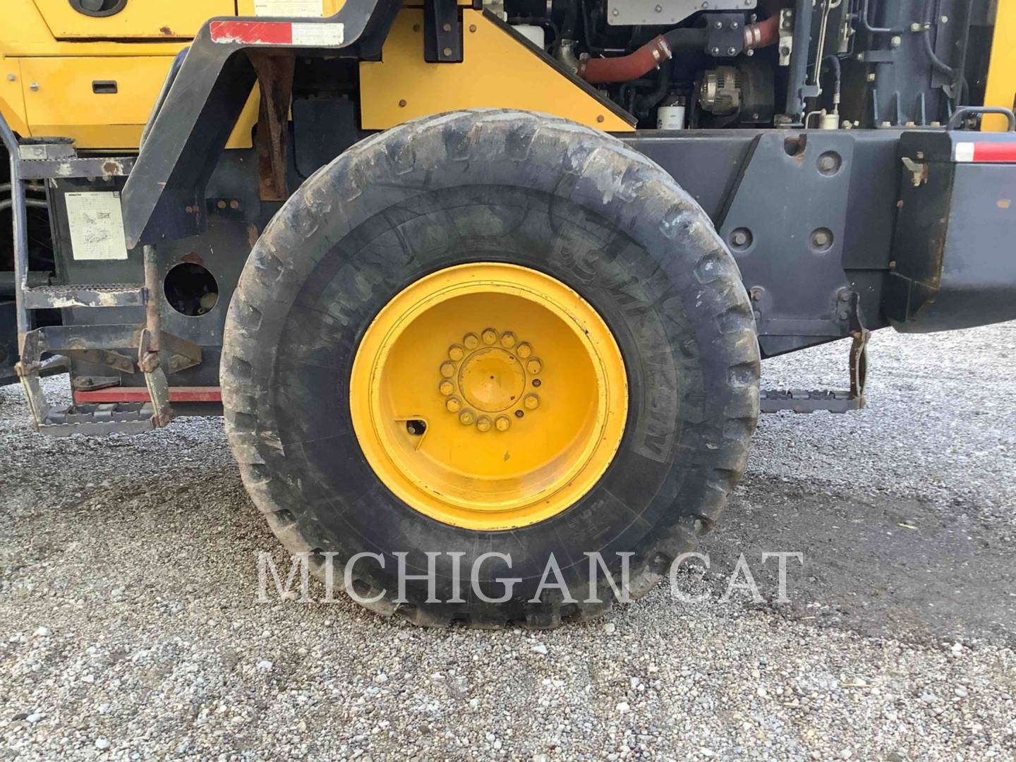 2014 Komatsu WA320-7 Wheel Loader