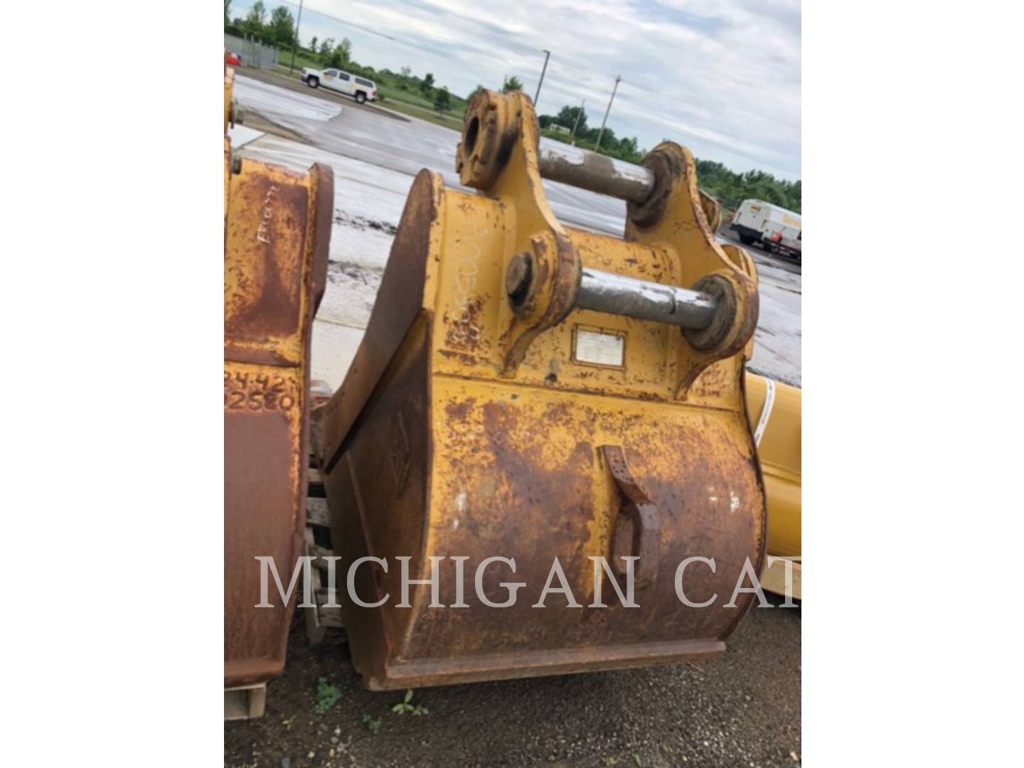 2015 Caterpillar DB 42" SDBKT Bucket