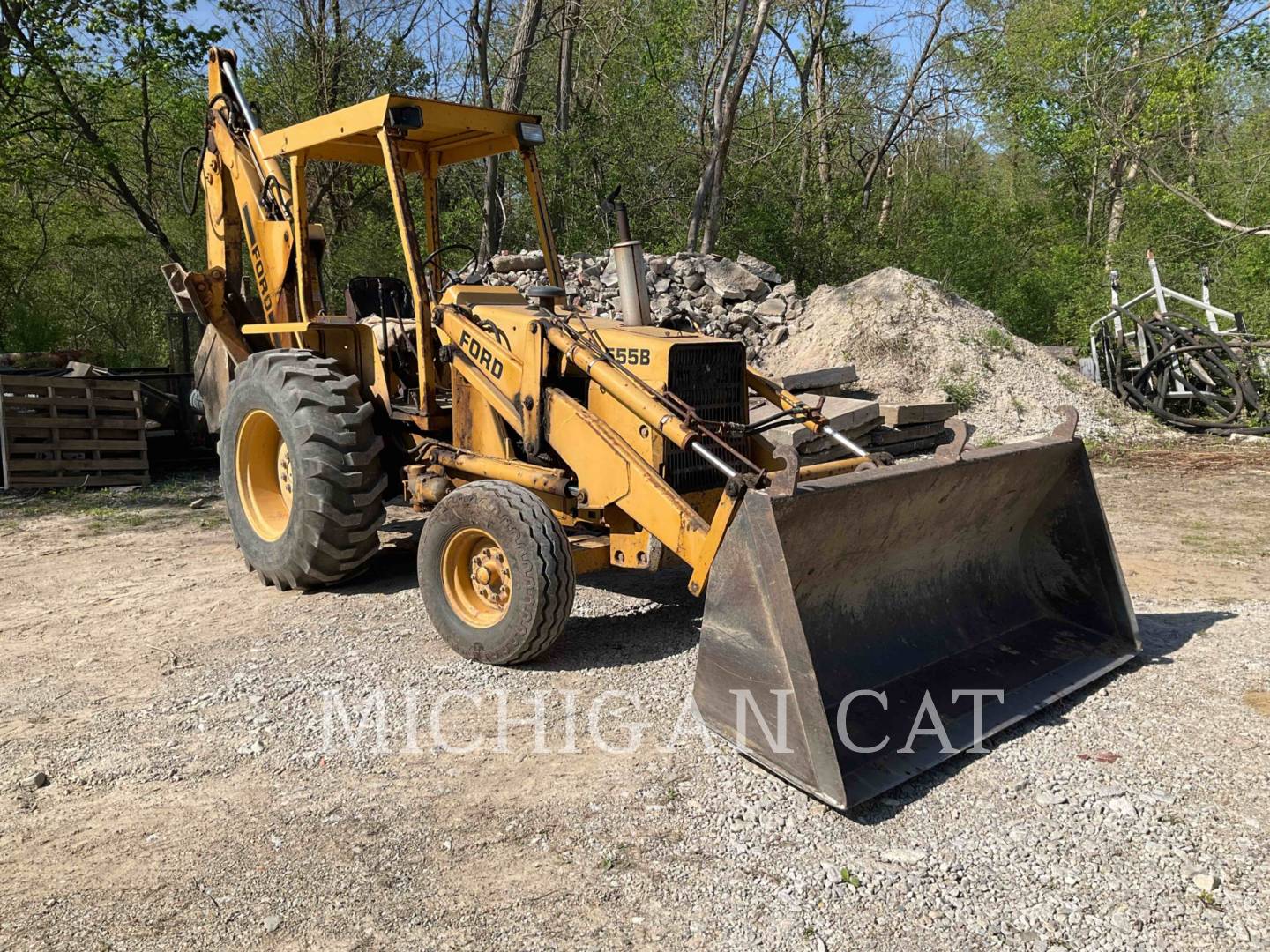 1985 Ford 555B Tractor Loader Backhoe