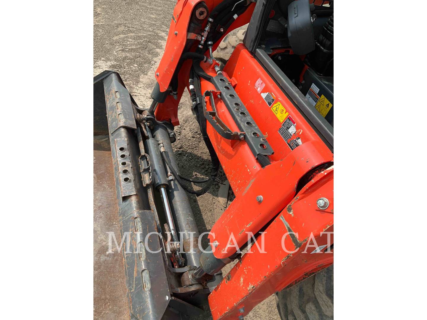 2016 Kubota SSV75 Skid Steer Loader