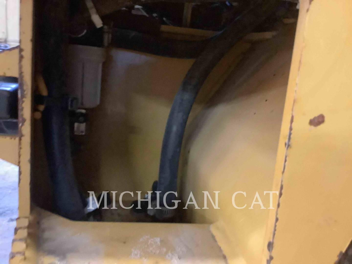 2018 Caterpillar CB1.8 Vibratory Single