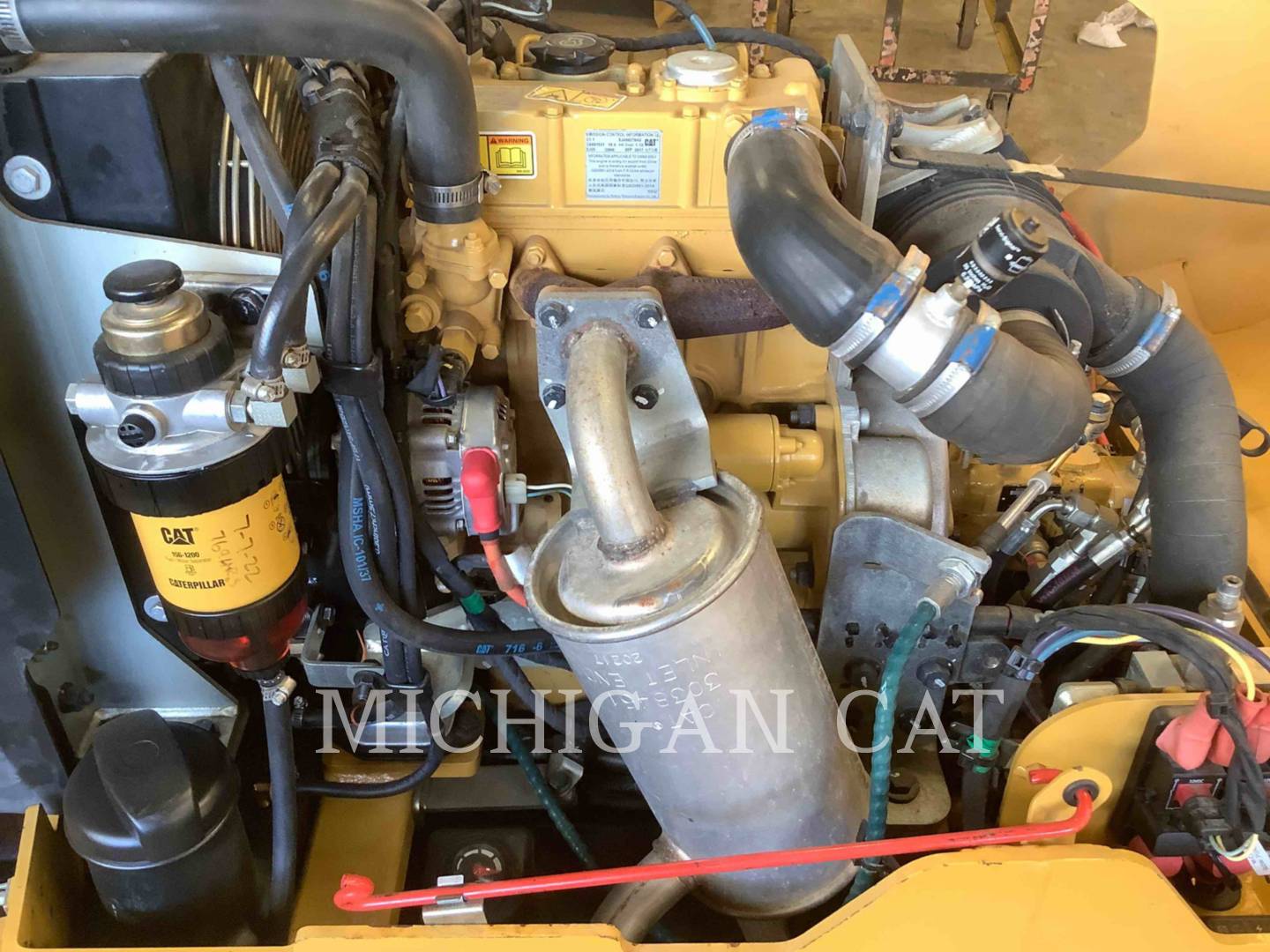 2018 Caterpillar CB1.8 Vibratory Single