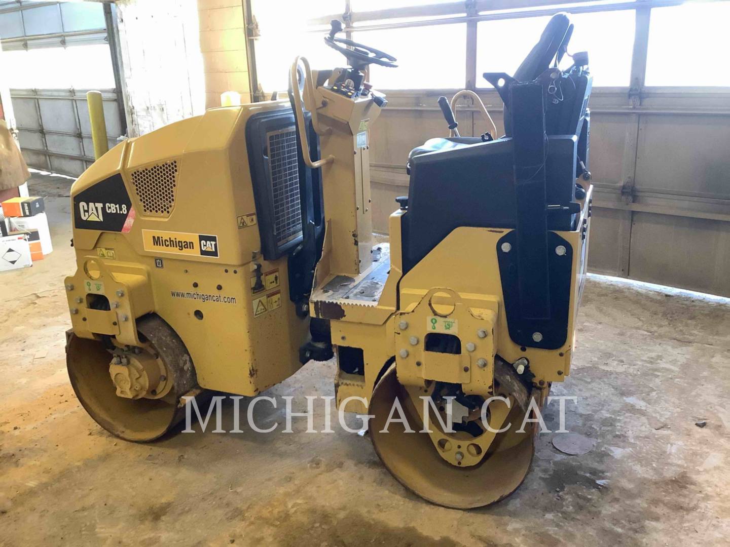 2018 Caterpillar CB1.8 Vibratory Single