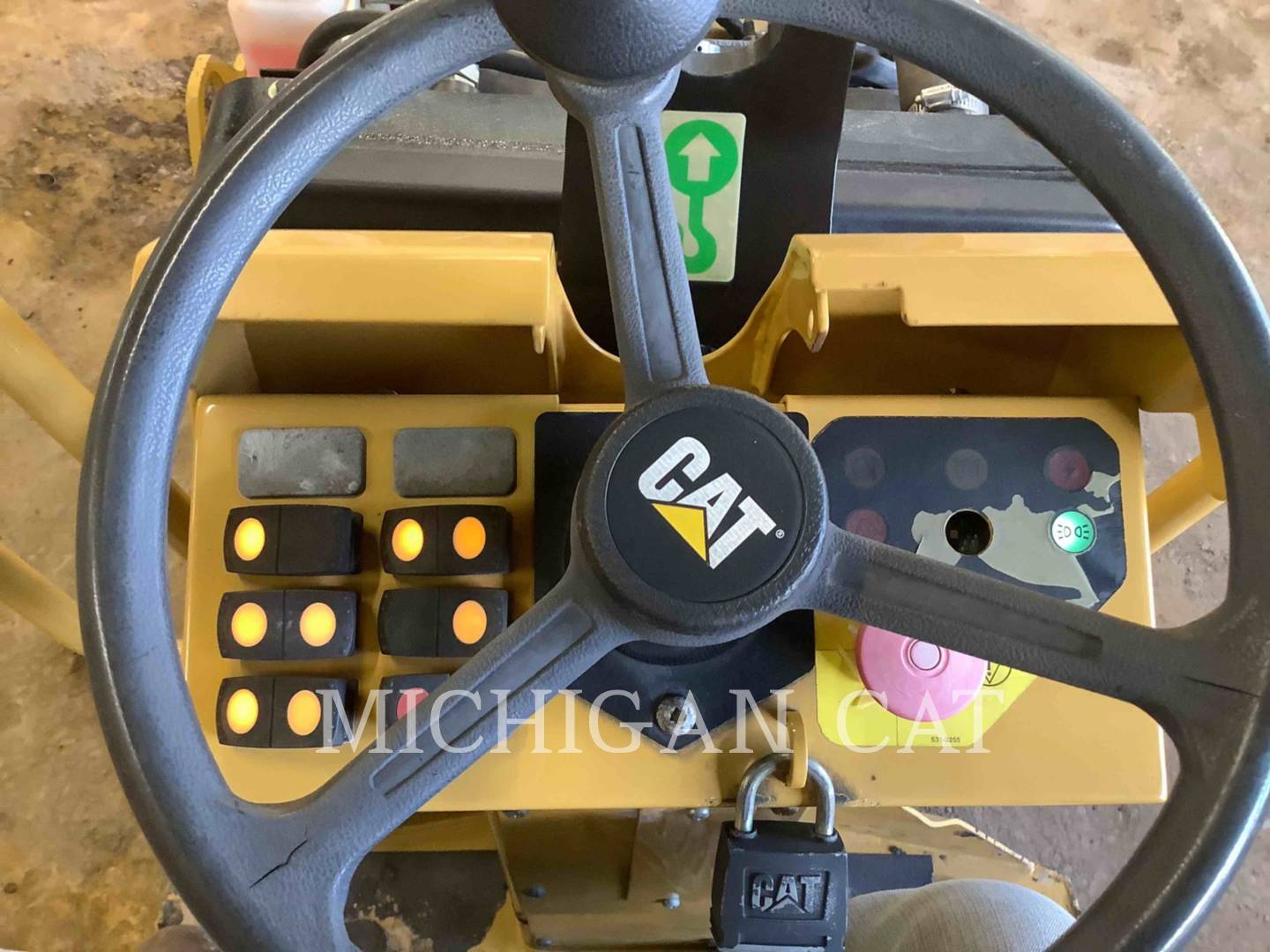 2018 Caterpillar CB1.8 Vibratory Single