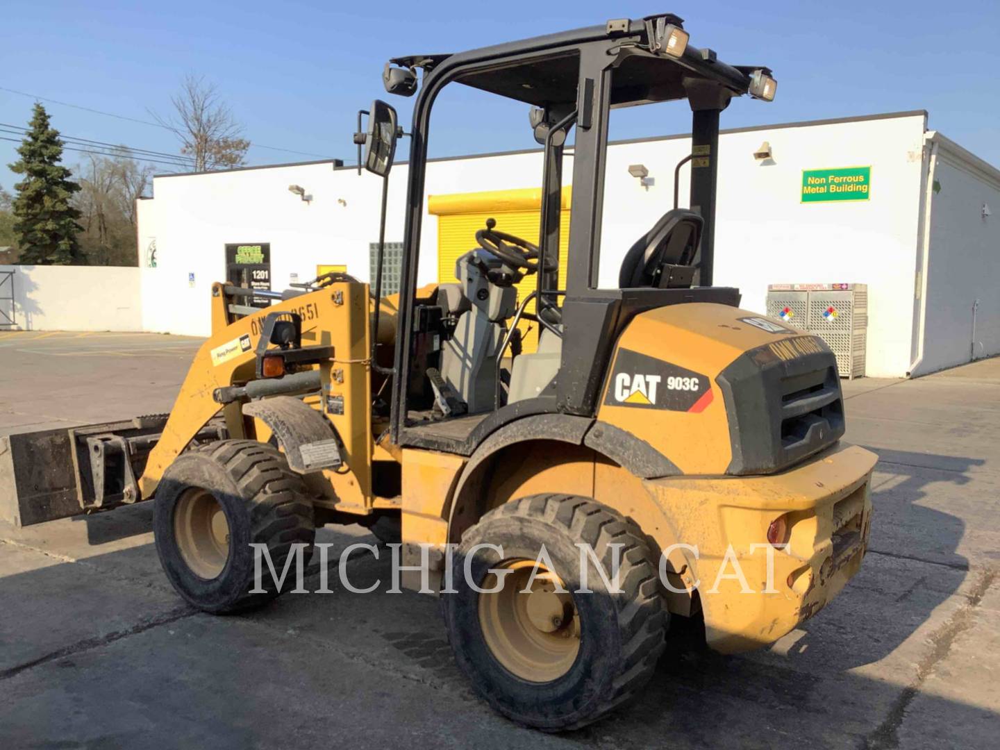 2015 Caterpillar 903C Q Wheel Loader