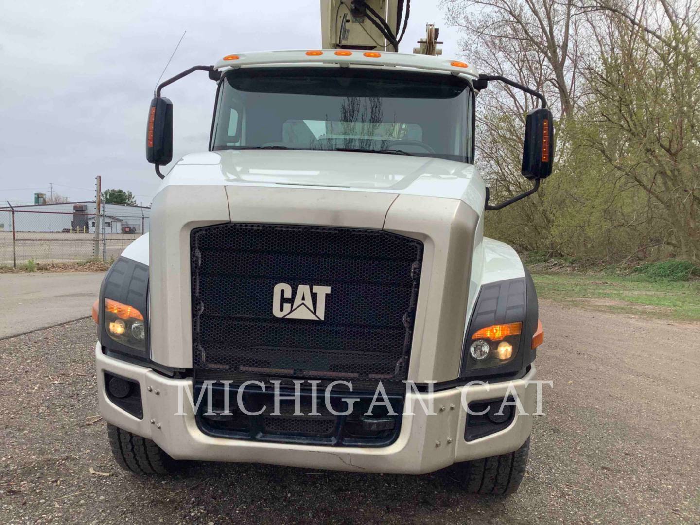 2014 Caterpillar CT660 Truck