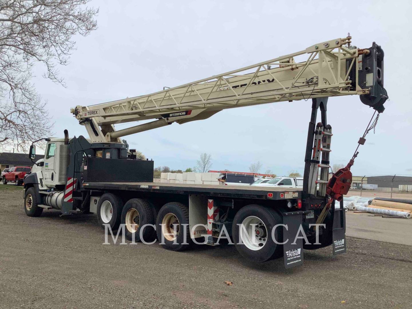 2014 Caterpillar CT660 Truck