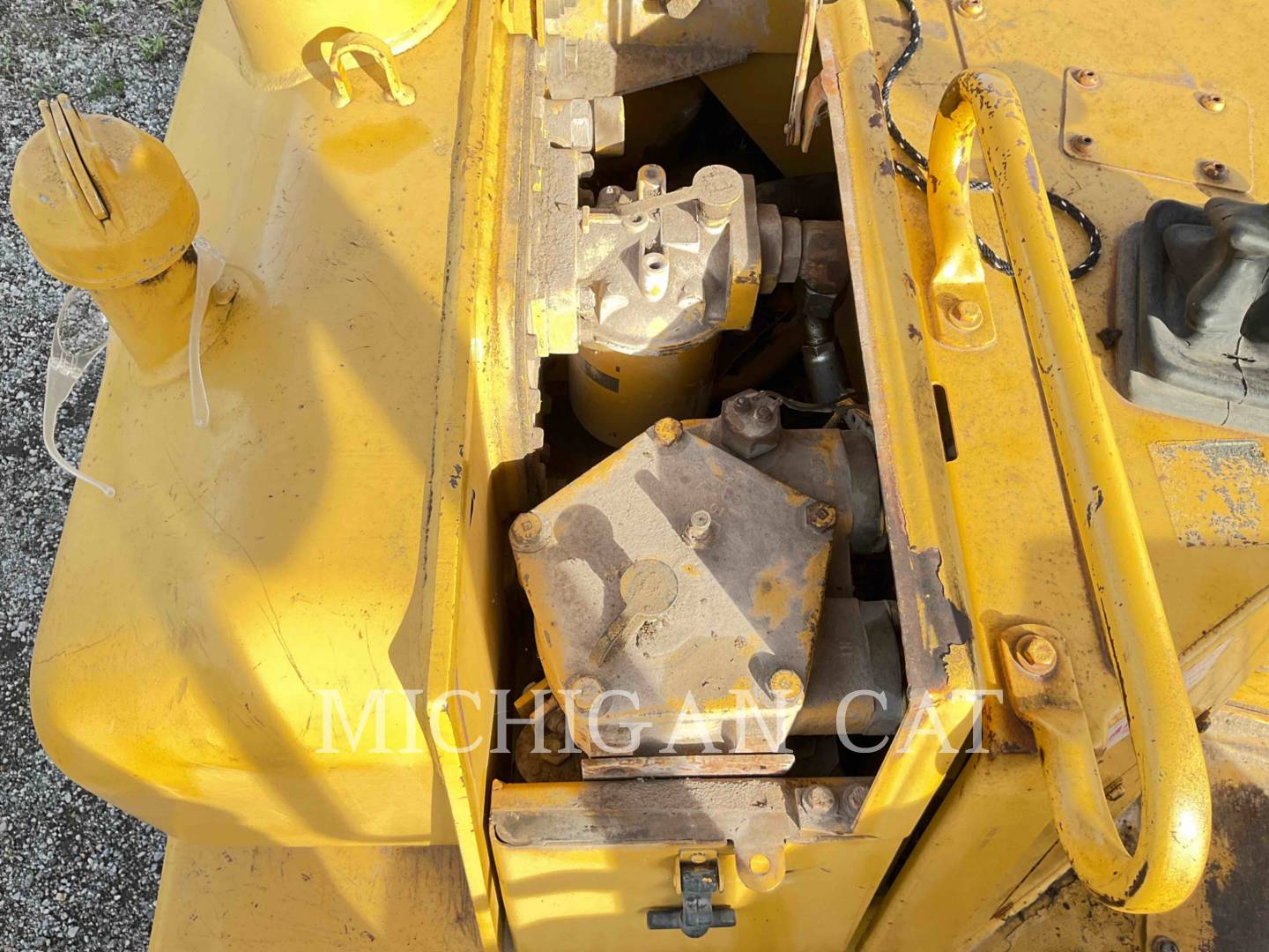 1997 Caterpillar D6R Dozer