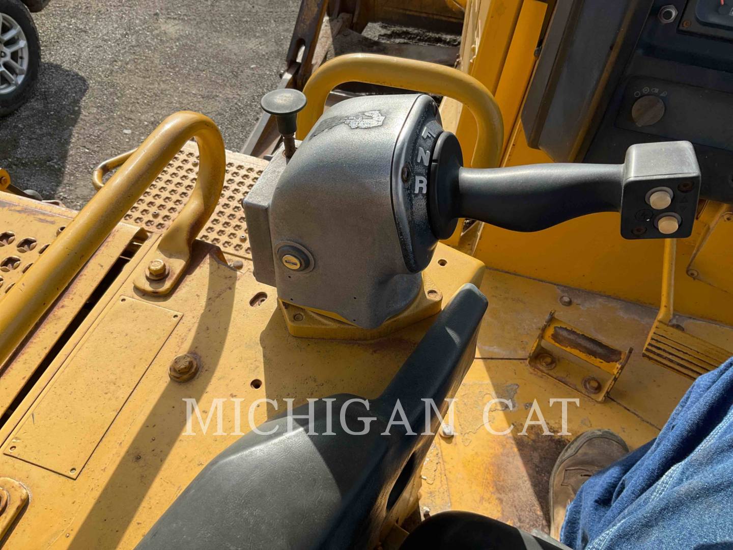 1997 Caterpillar D6R Dozer