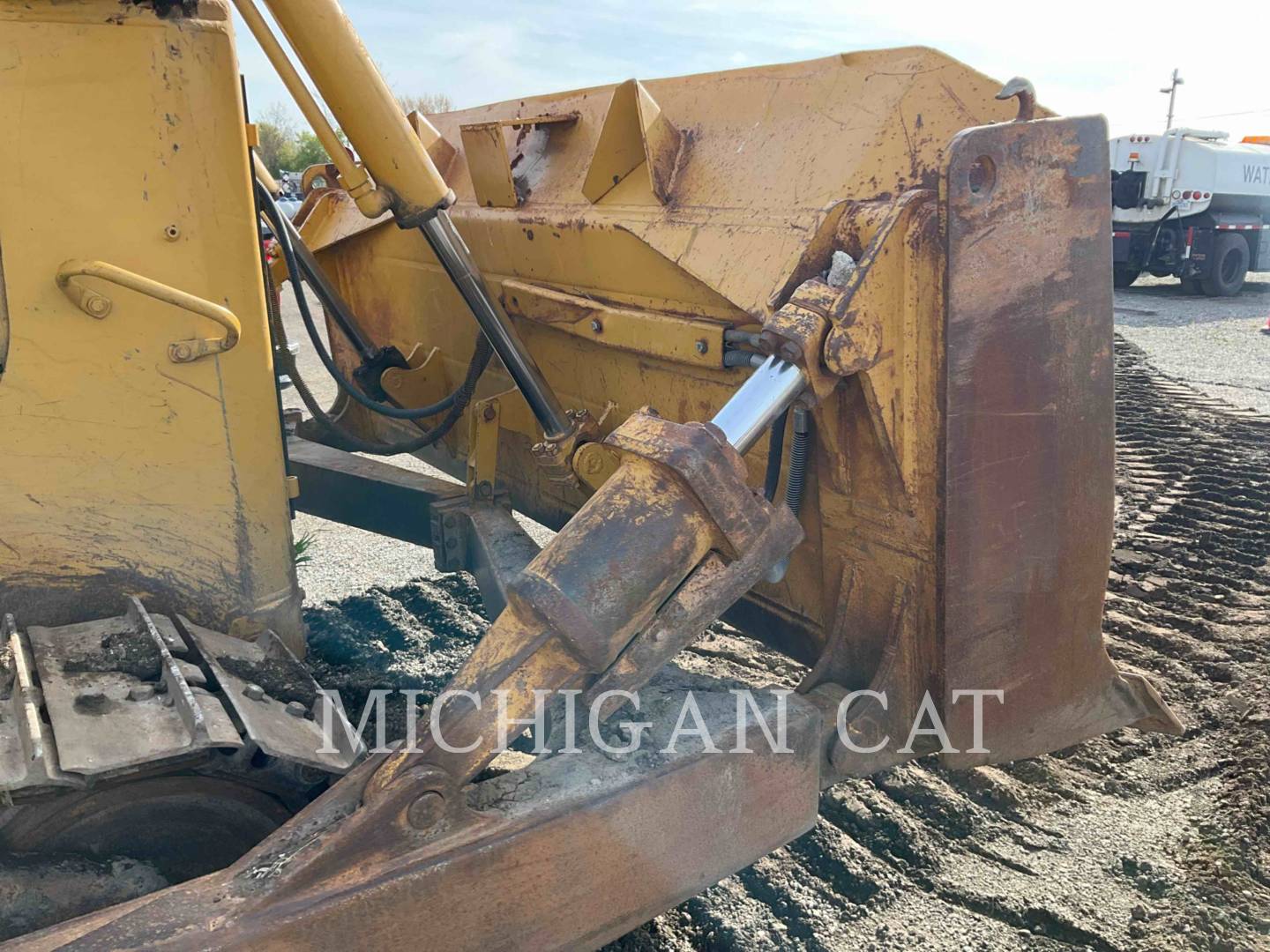 1997 Caterpillar D6R Dozer