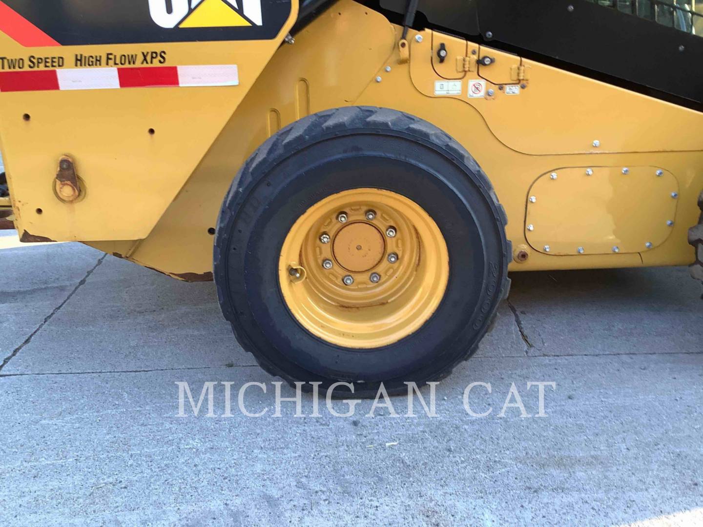 2017 Caterpillar 272D A2HQ Skid Steer Loader