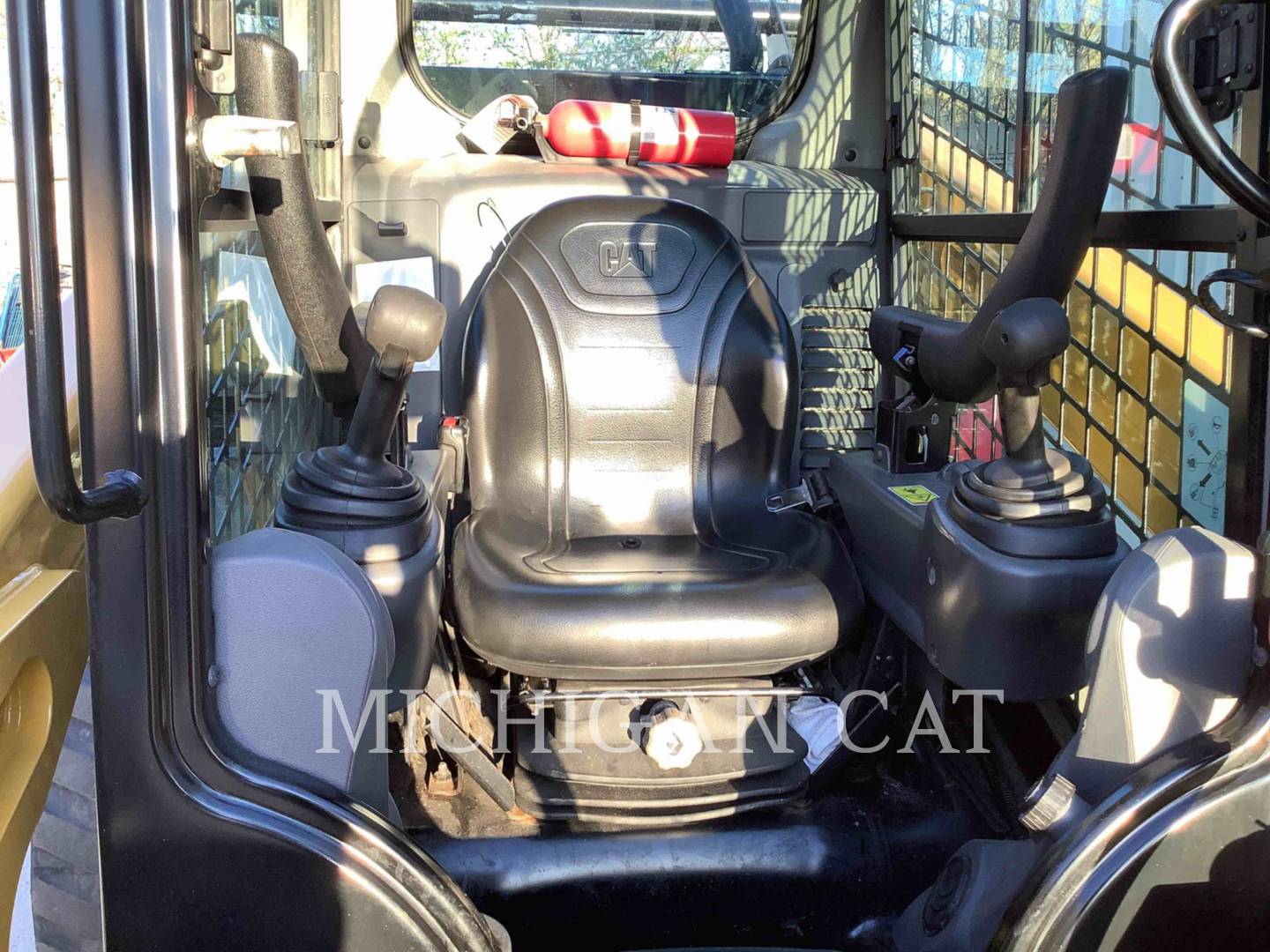 2017 Caterpillar 272D A2HQ Skid Steer Loader