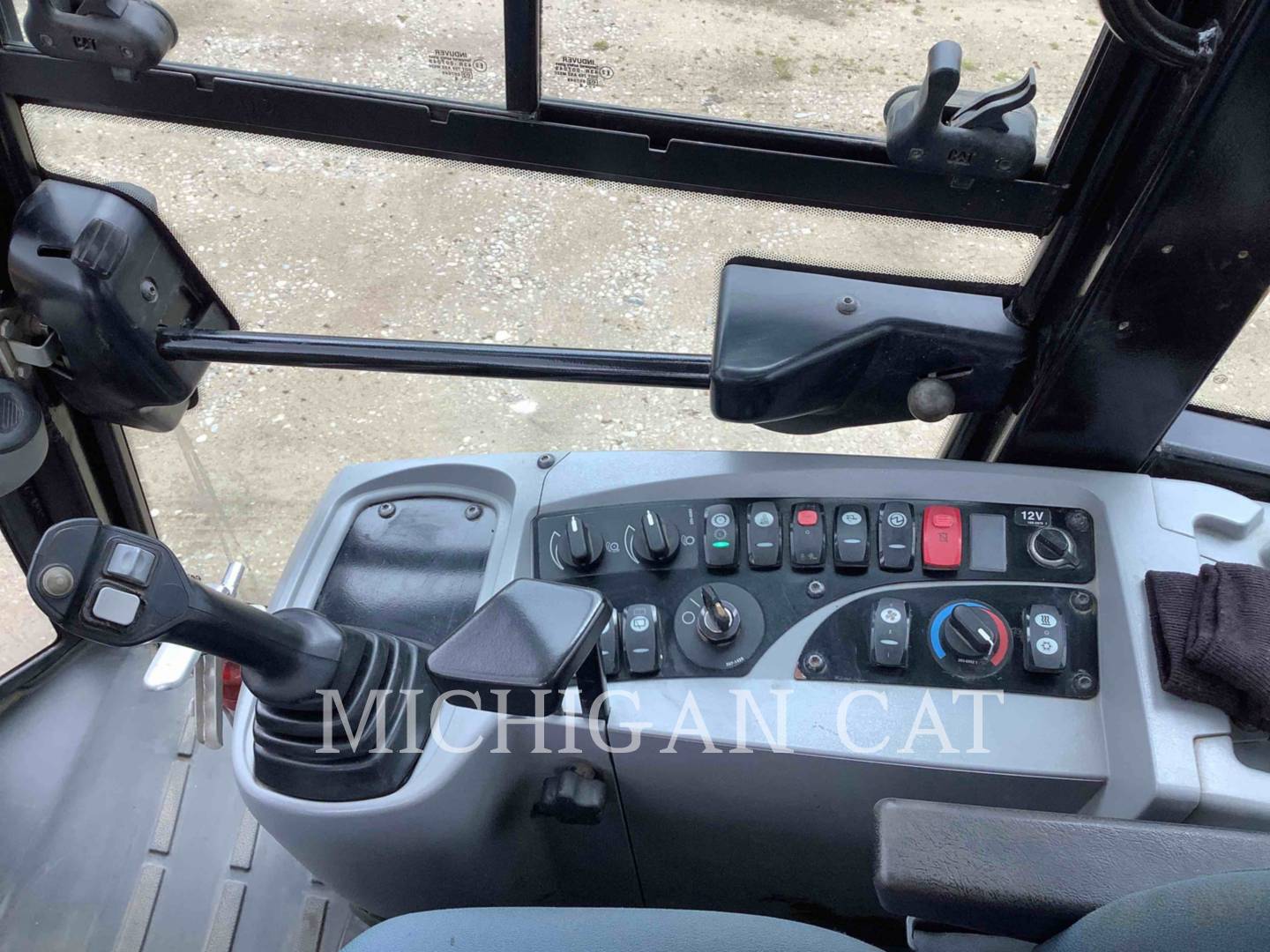 2014 Caterpillar 906H2 AR Wheel Loader