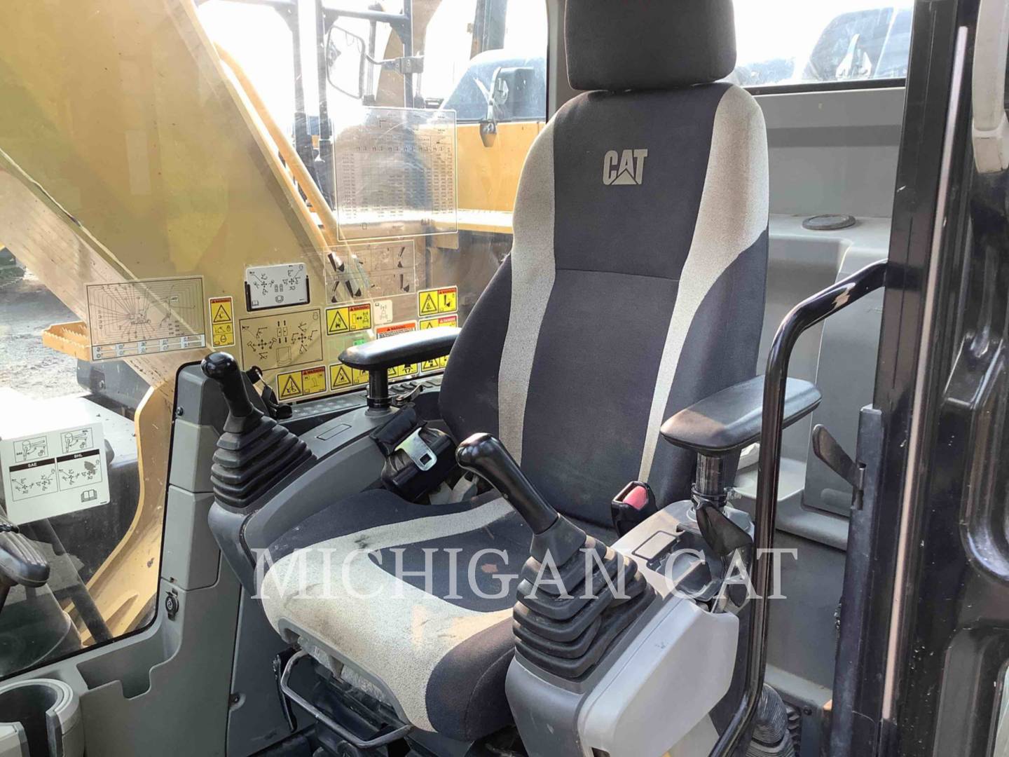 2013 Caterpillar 320EL Q Excavator