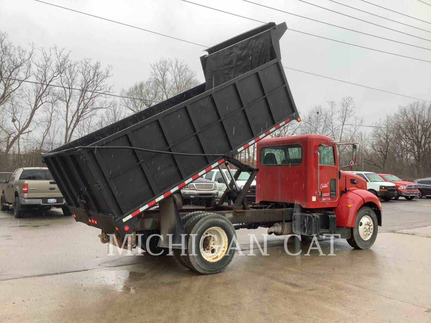 2006 Peterbilt DUMP TRUCK Truck