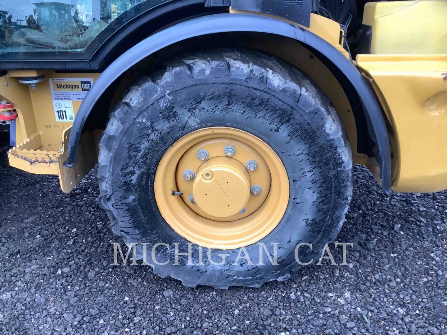 2017 Caterpillar 906M Wheel Loader