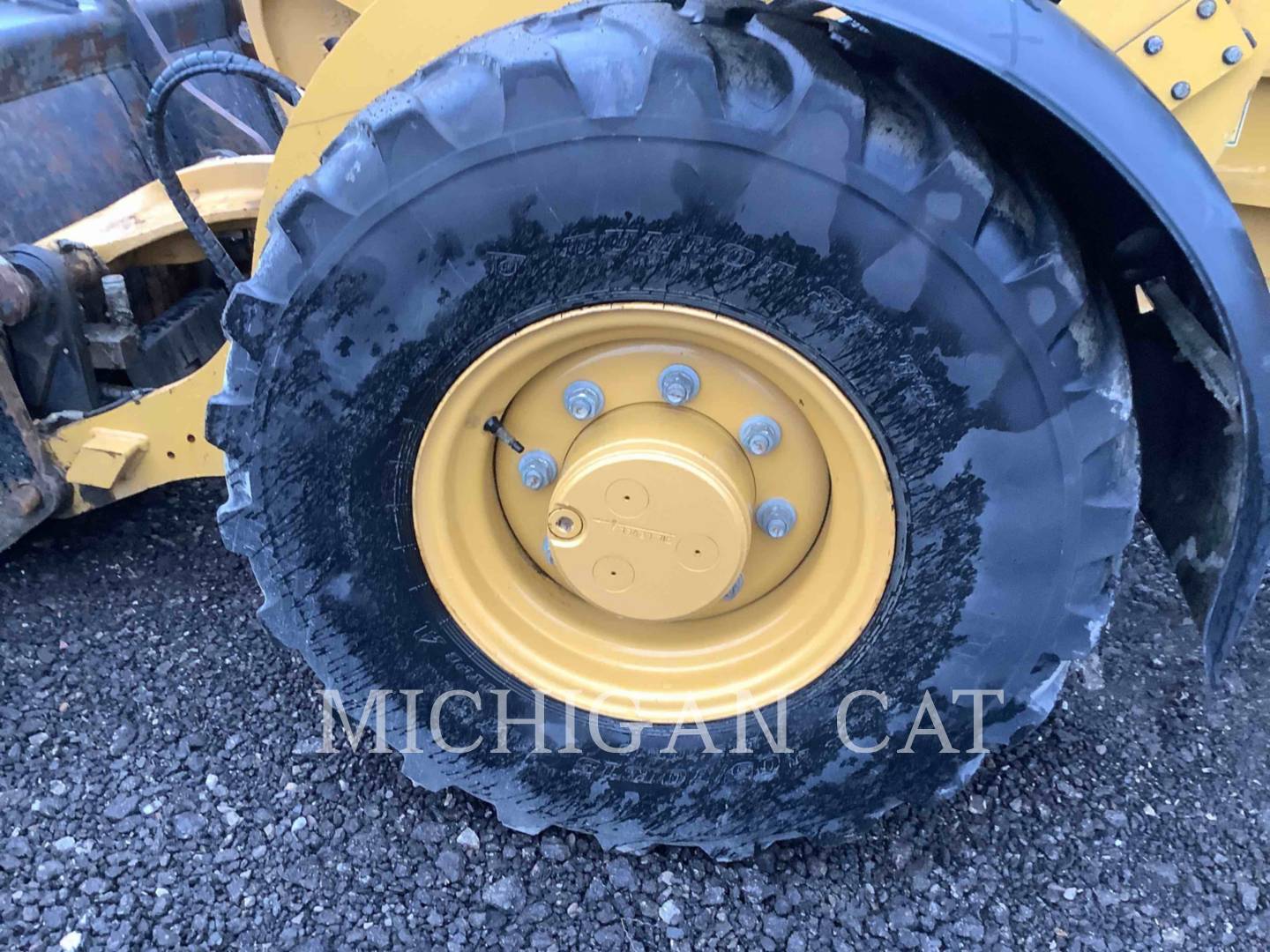 2017 Caterpillar 906M Wheel Loader