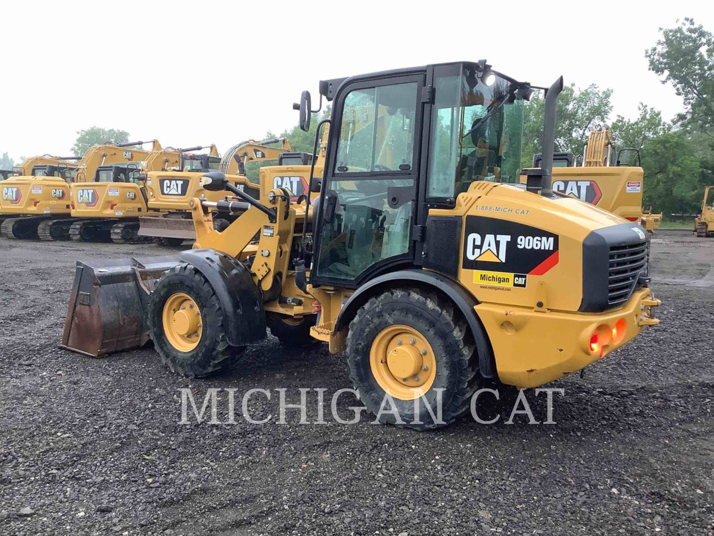 2017 Caterpillar 906M Wheel Loader