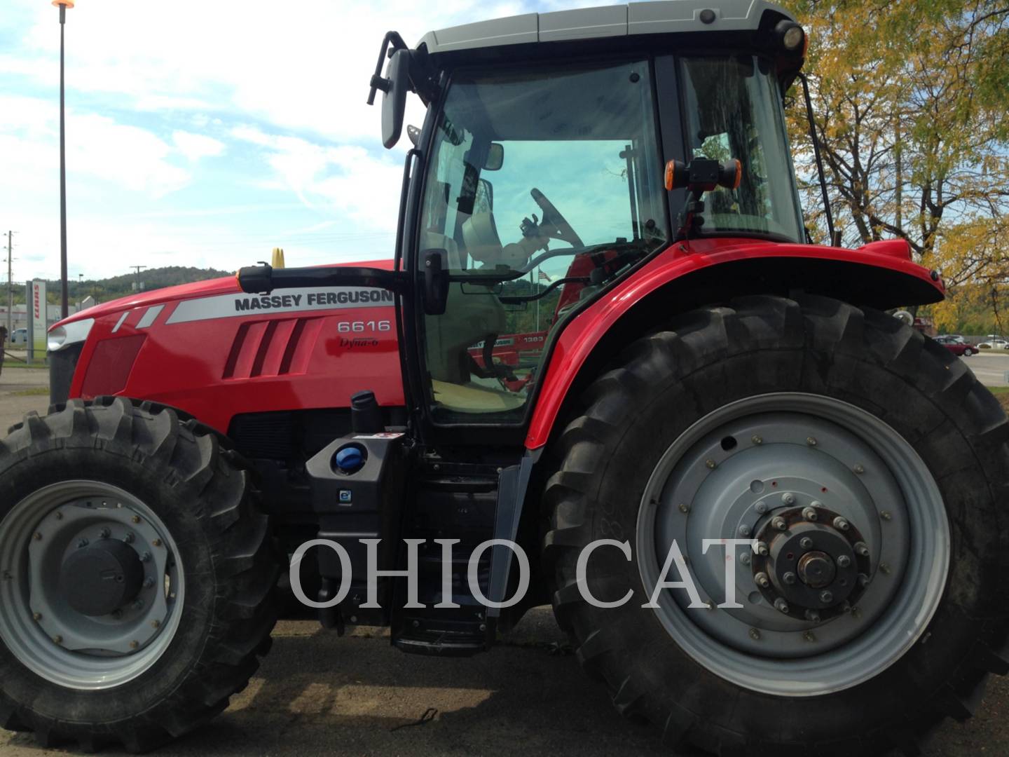 2014 Massey Ferguson MF6616 Tractor