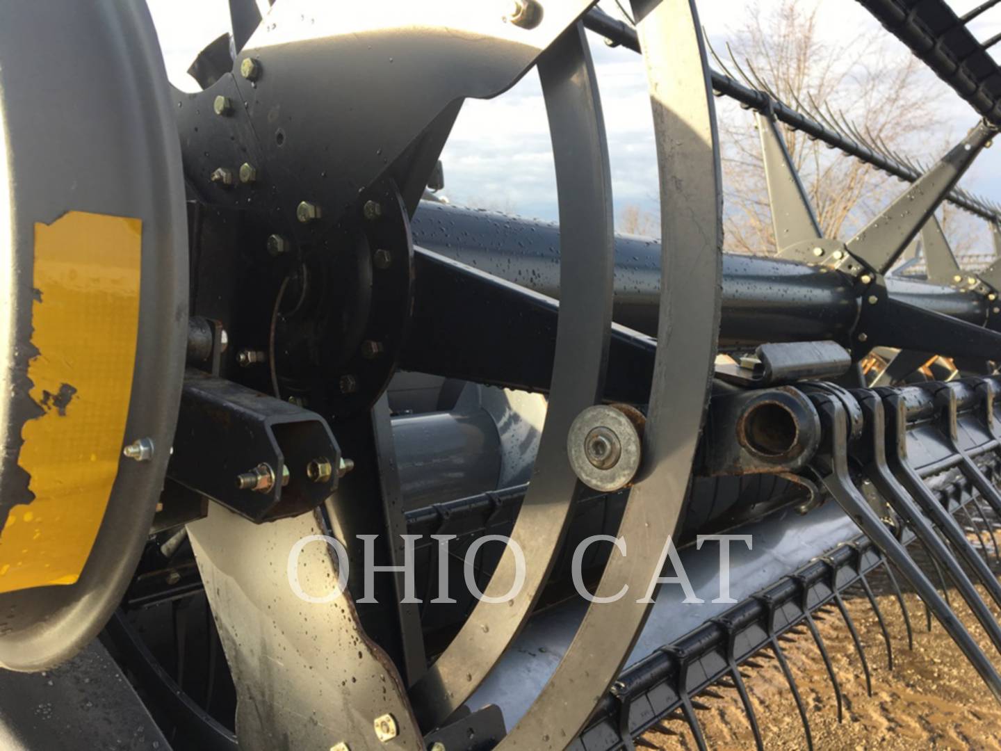 2010 AGCO Gleaner 8200T-30 Combine