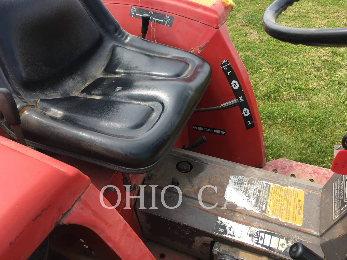 2000 Massey Ferguson MF1020 Tractor