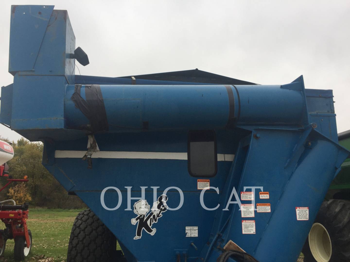 1981 Kinze 840 Planter