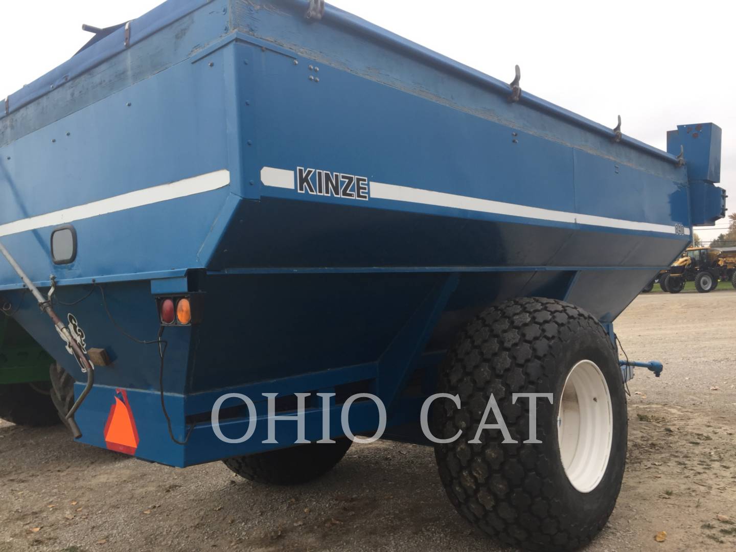 1981 Kinze 840 Planter