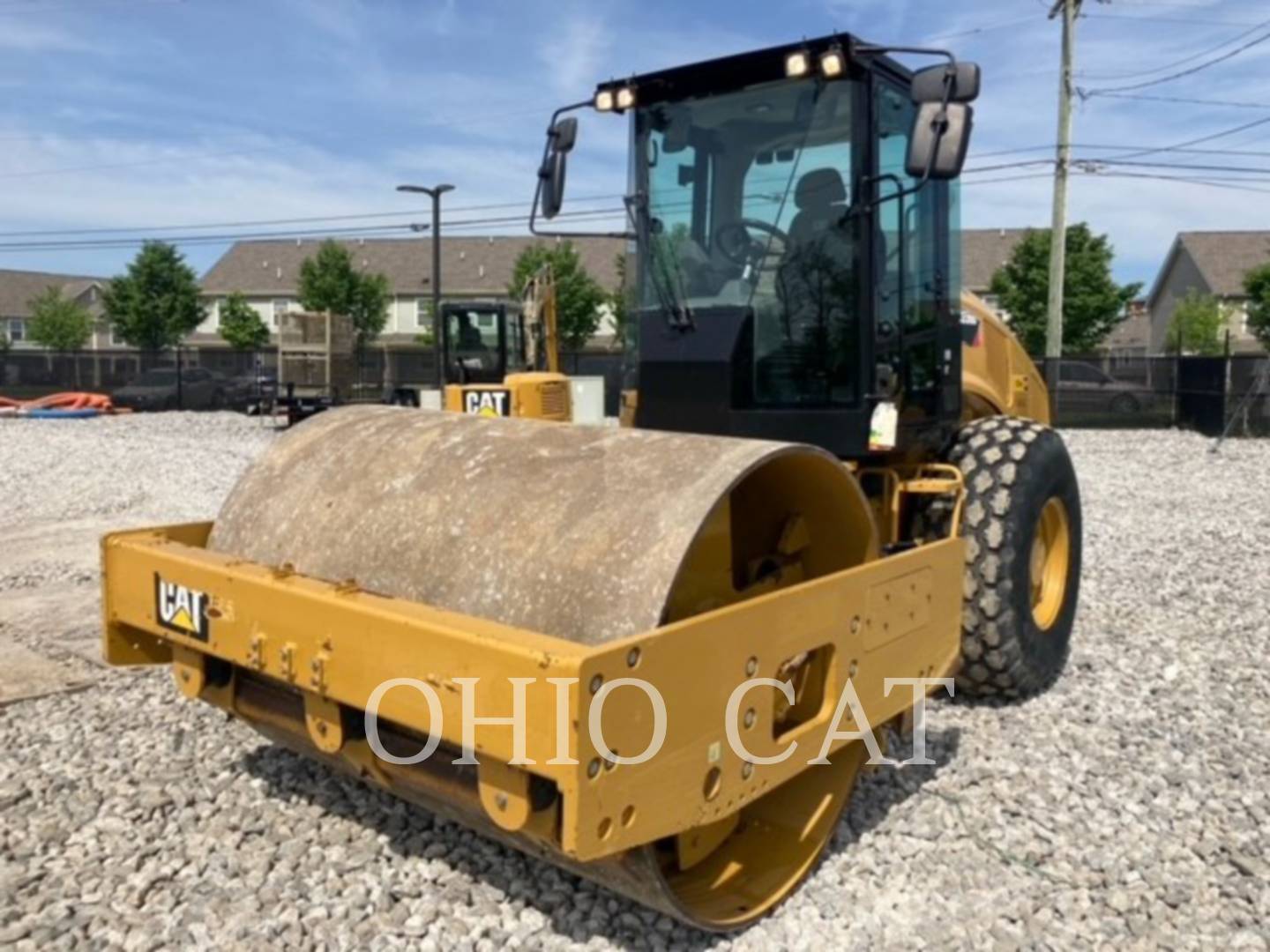 2015 Caterpillar CS56B Roller