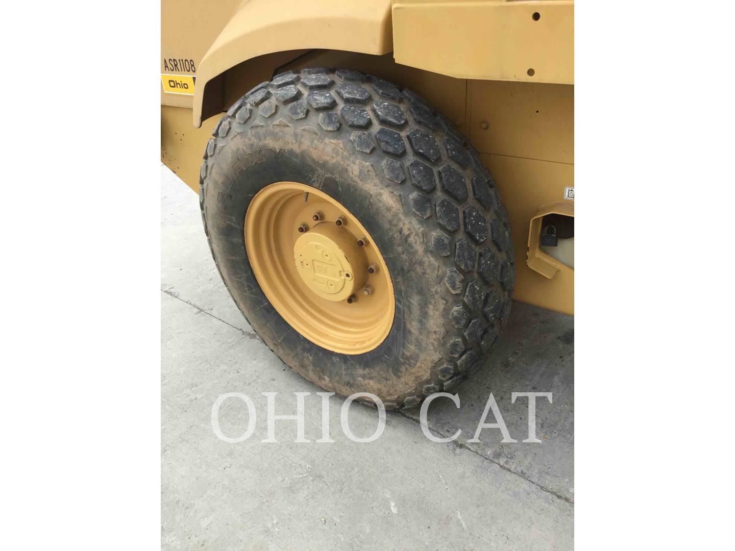 2008 Caterpillar CS433E Roller