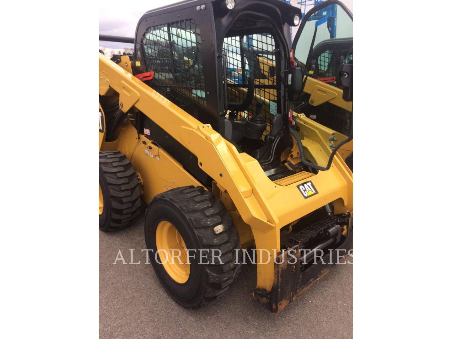 2015 Caterpillar 272D2 Skid Steer Loader