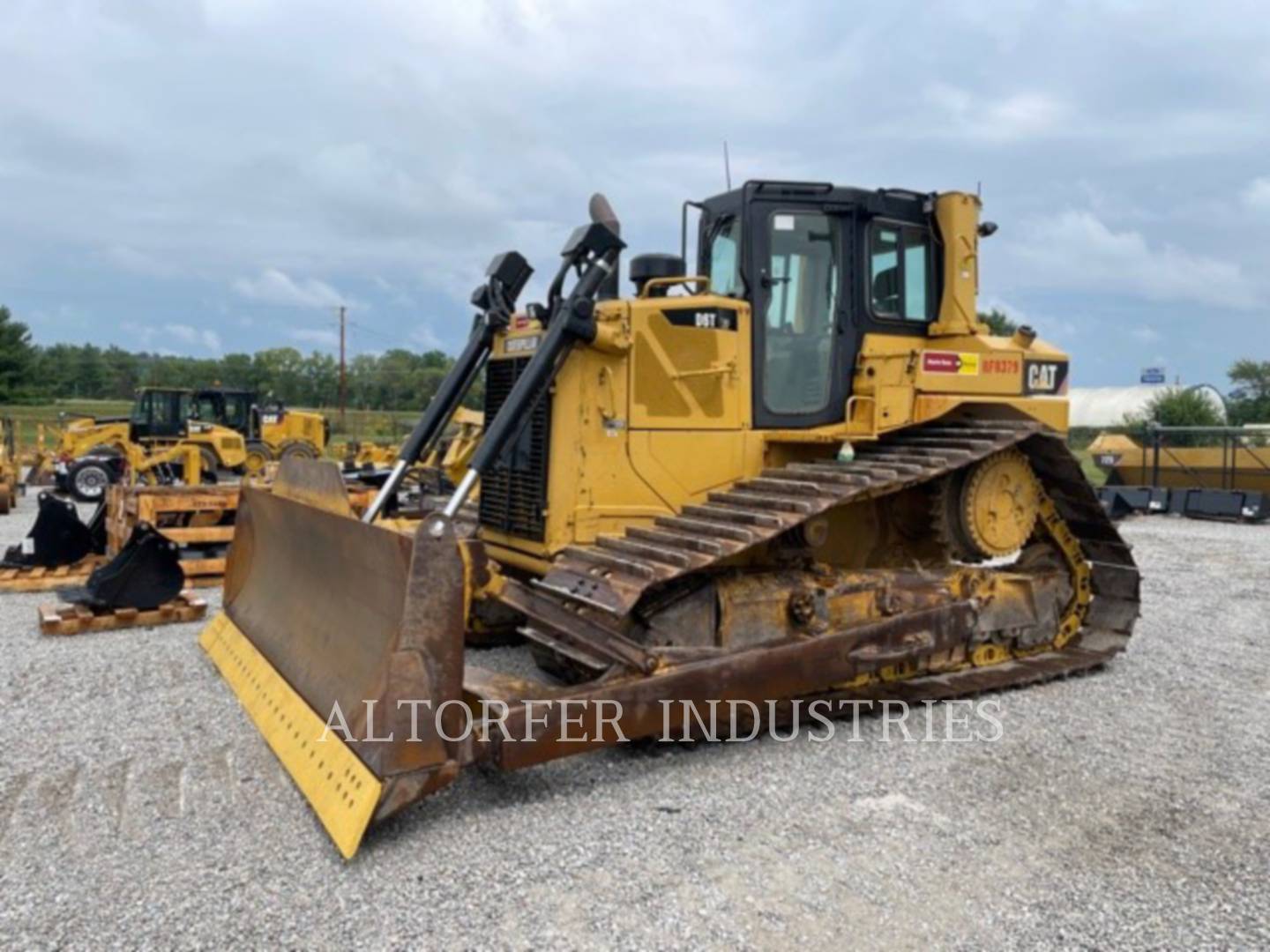 2012 Caterpillar D6T LGP Dozer