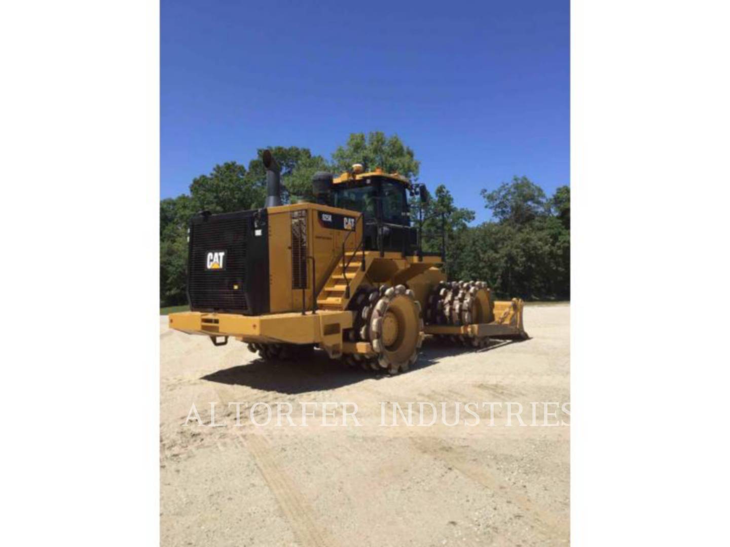 2015 Caterpillar 825K Compactor